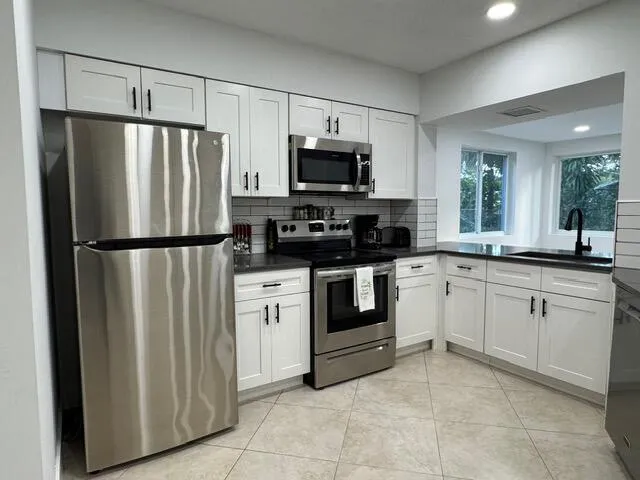 $700,000 | 1632 Northwest 5th Street, Boca Raton, FL 33486