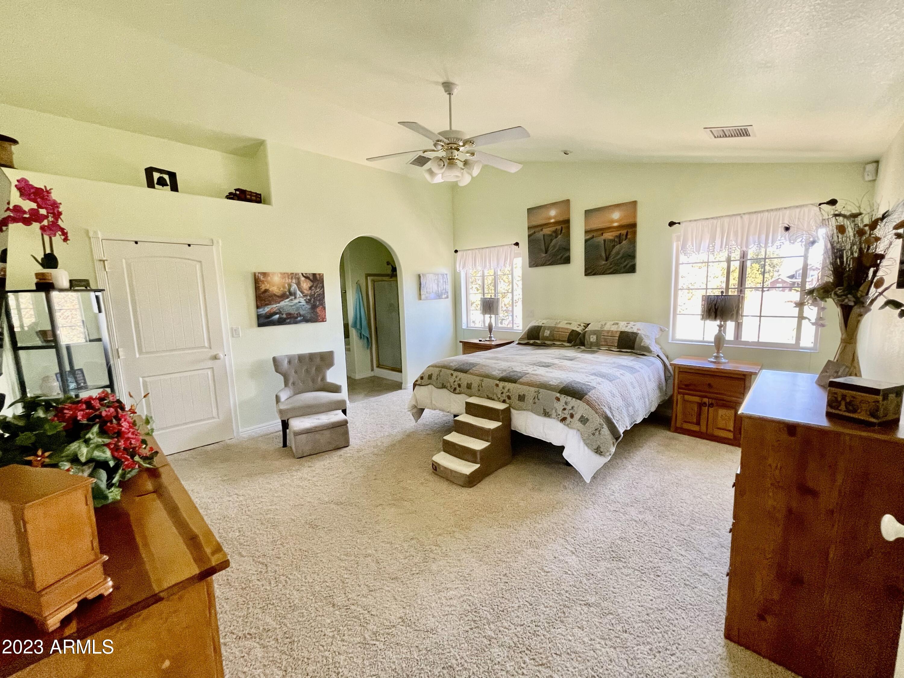 2224 Ridge Road Snowflake, AZ 85937 - Photo 18 of 54 19 - Master Bedroom 1