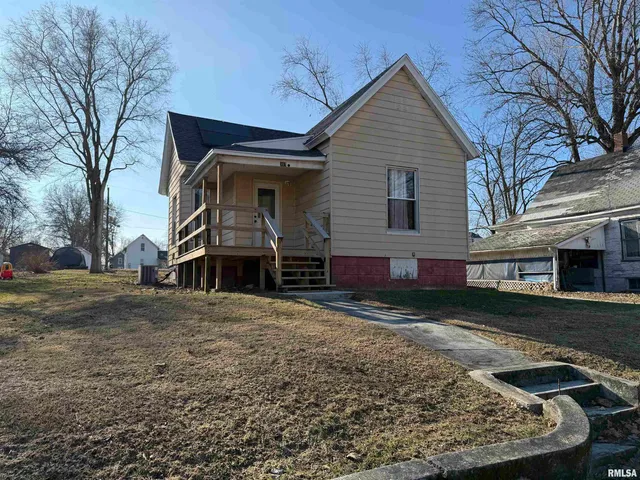 $75,000 | 307 Clinton Street, Avon, IL 61415