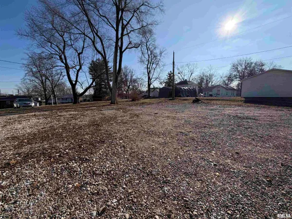 $75,000 | 307 Clinton Street, Avon, IL 61415
