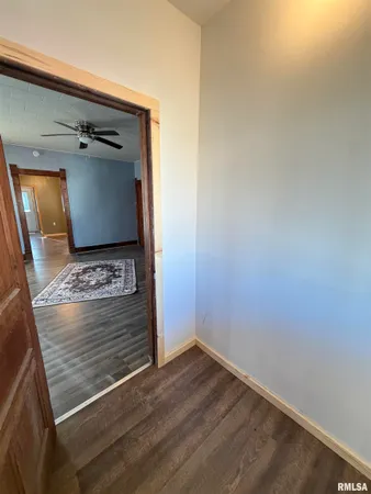 $75,000 | 307 Clinton Street, Avon, IL 61415
