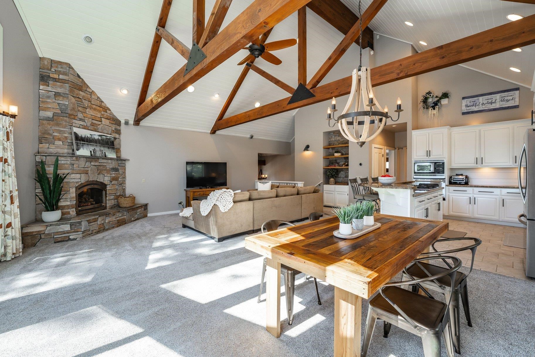 12465 Pine Forest Road Truckee, CA 96161 - Photo 7 of 28 Open Dining for Easy Entertaining
