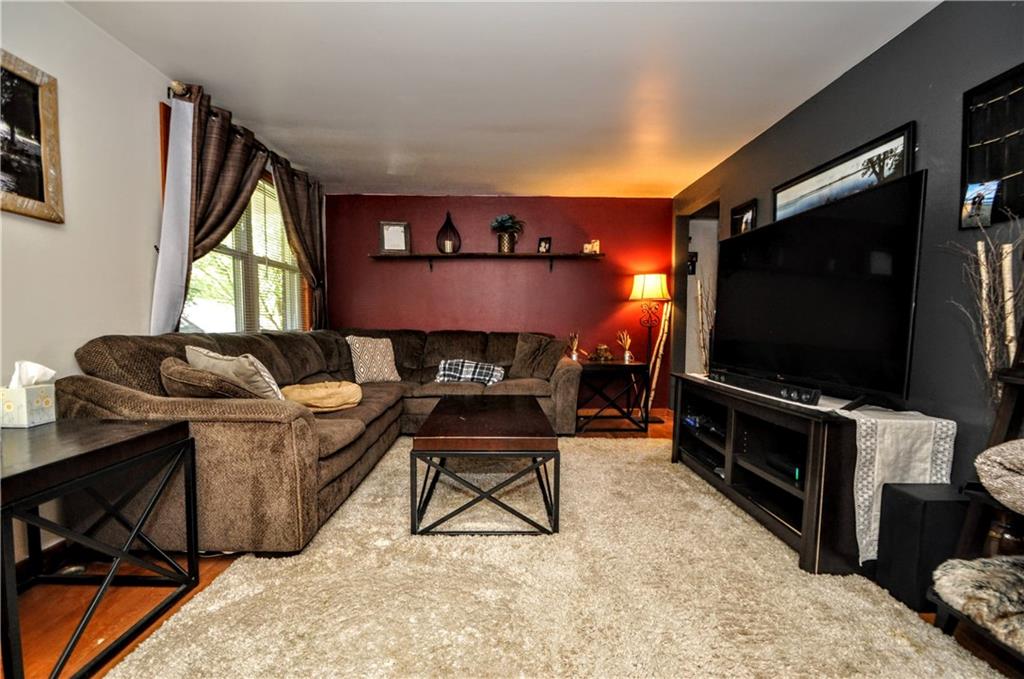 361 Lincoln Hall Road Elizabeth, PA 15037 - Photo 4 of 24 Gallery Image 4
