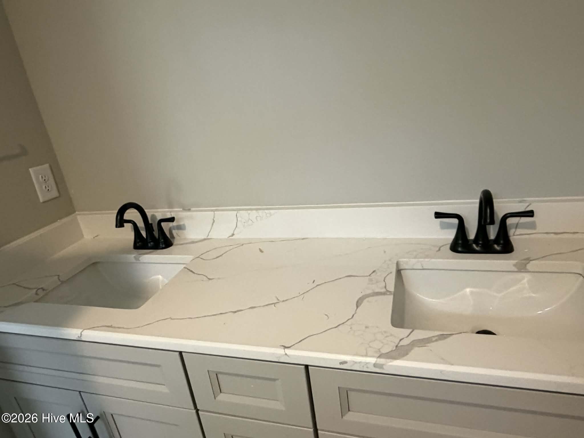 370 Michael Road Whispering Pines, NC 28327 - Photo 11 of 19 d202f02d-fa44-418d-8874-f5f57d51176a