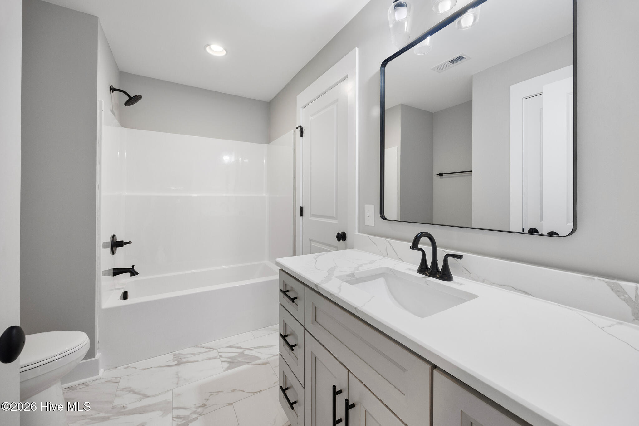 370 Michael Road Whispering Pines, NC 28327 - Photo 33 of 38 370 Michael-25