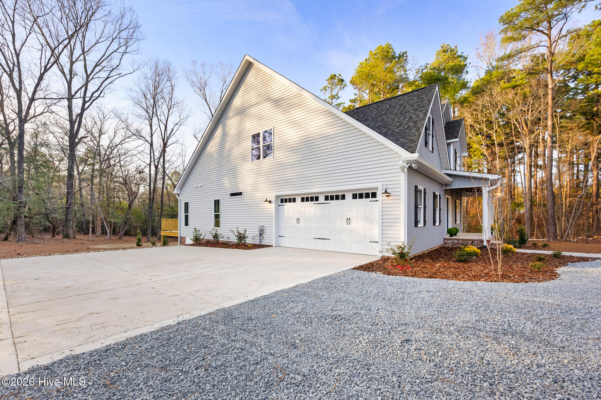 370 Michael Road Whispering Pines, NC 28327 - Photo 5 of 38 370 Michael-35