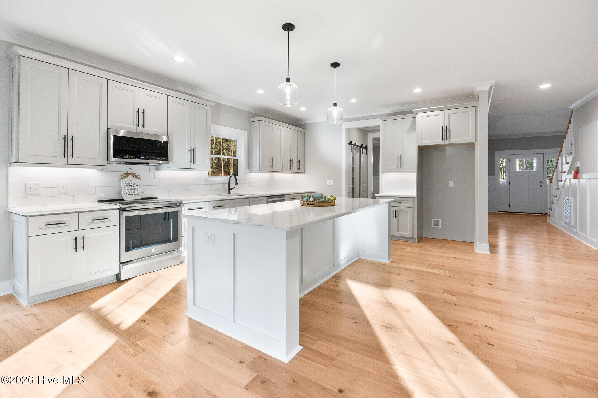 370 Michael Road Whispering Pines, NC 28327 - Photo 9 of 38 370 Michael-4