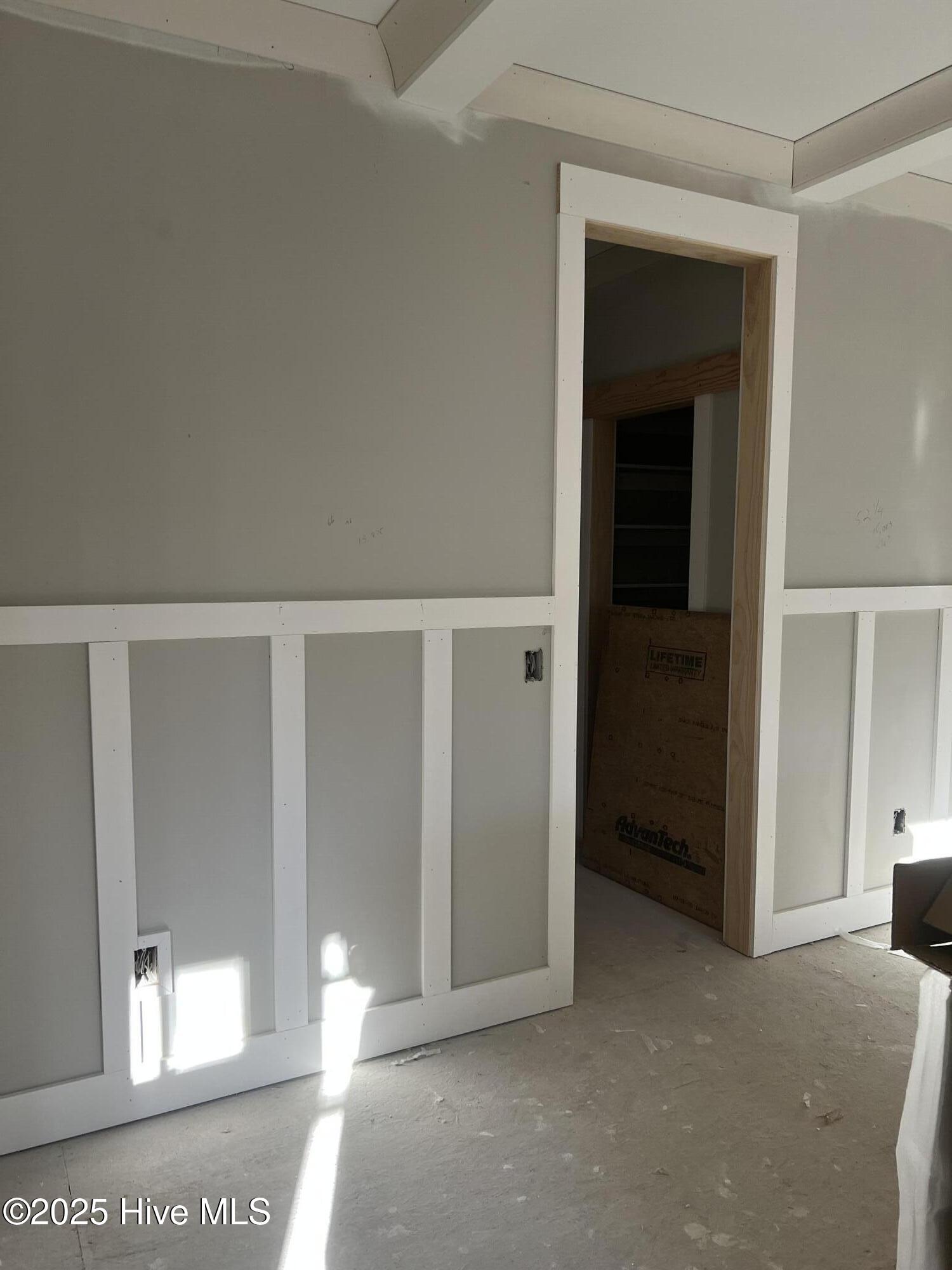 370 Michael Road Whispering Pines, NC 28327 - Photo 10 of 19 370 Michael dining