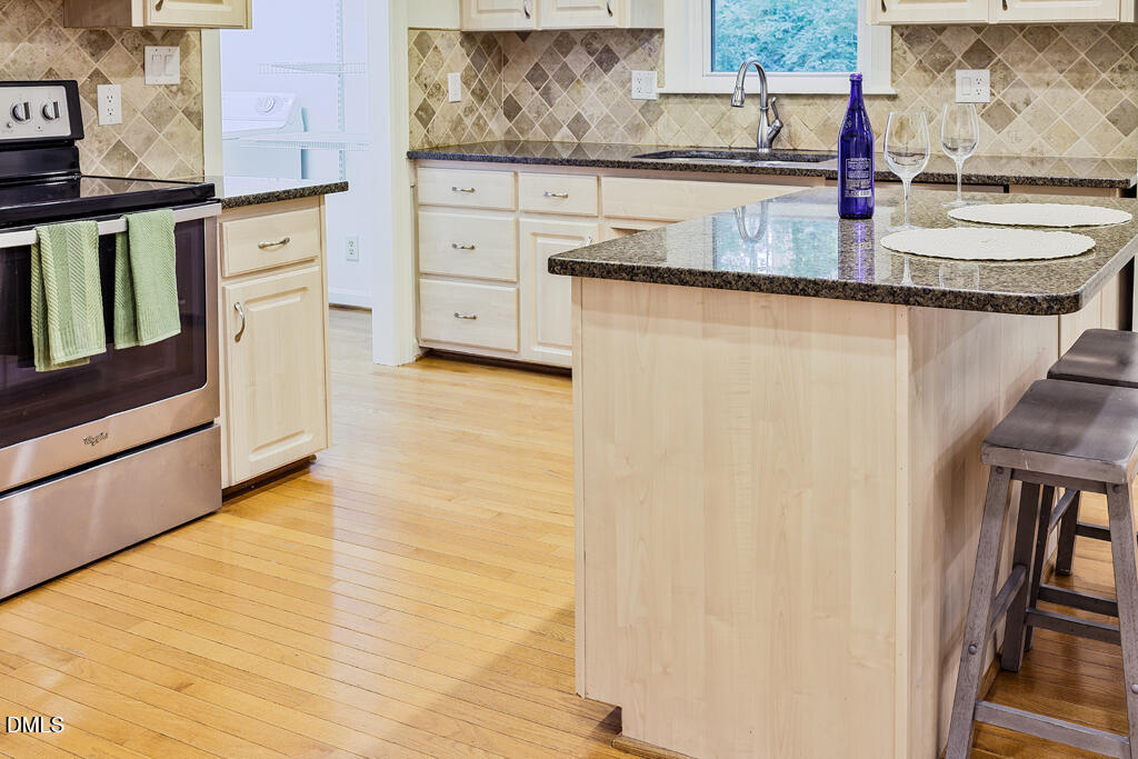 6512 Bakersfield Drive Raleigh, NC 27606 - Photo 13 of 30 MLS_6512 Bakersfield-28