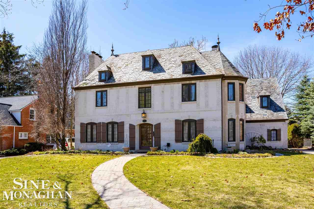 707 Trombley Road Grosse Pointe, MI 48230 - Photo 2 of 61 Front View