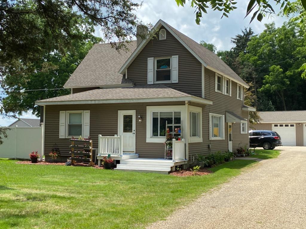 15990 Portage Road Vicksburg, MI 49097 - Photo 1 of 13 IMG_2028