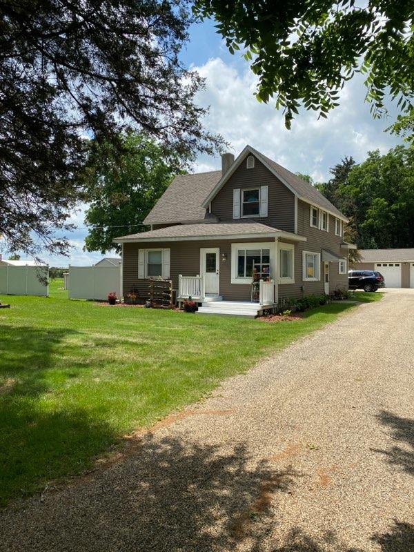 15990 Portage Road Vicksburg, MI 49097 - Photo 2 of 13 IMG_2027