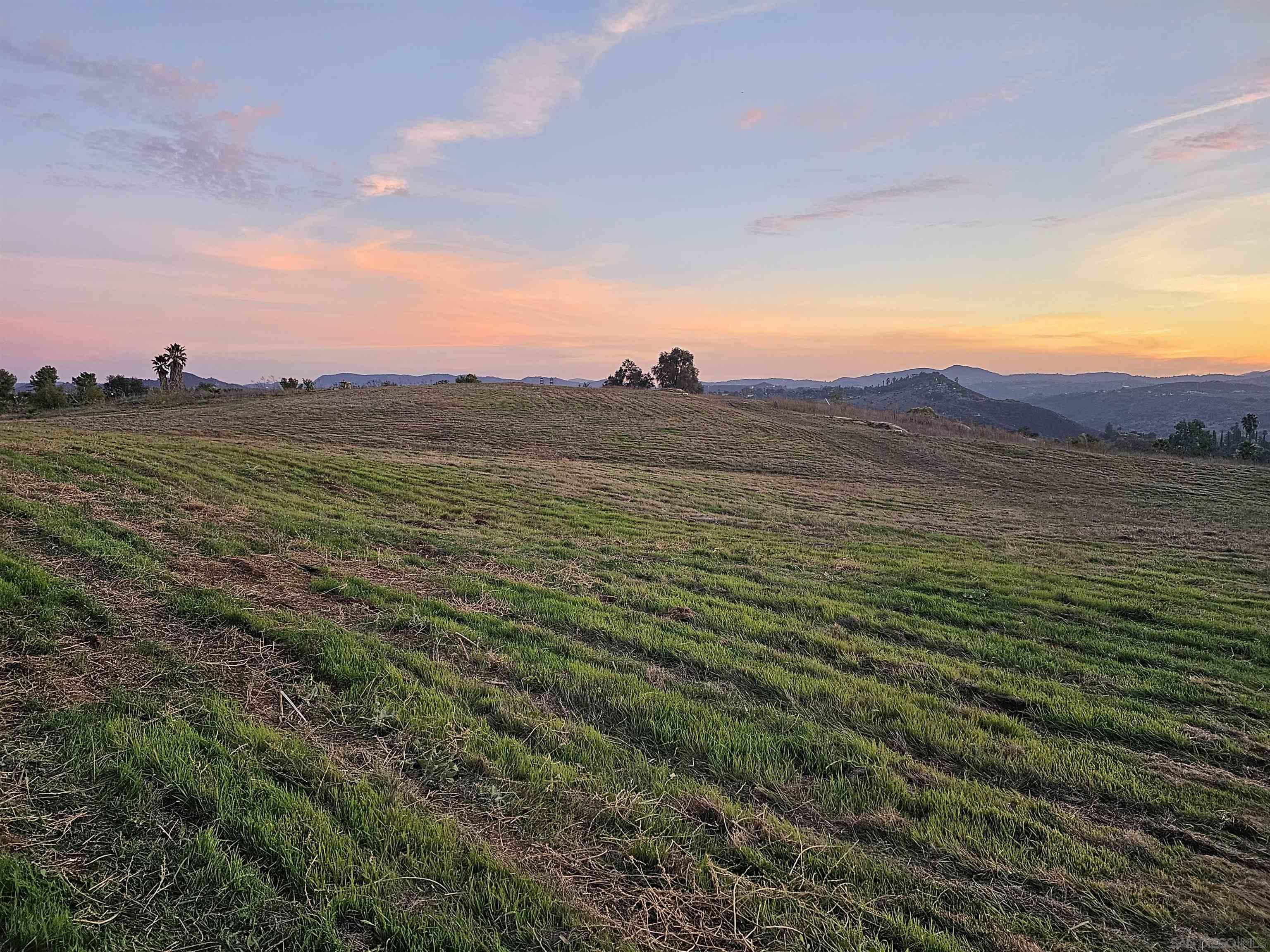 13479 McNally Road Valley Center, CA 92082 - Photo 4 of 26 Gallery Image 4