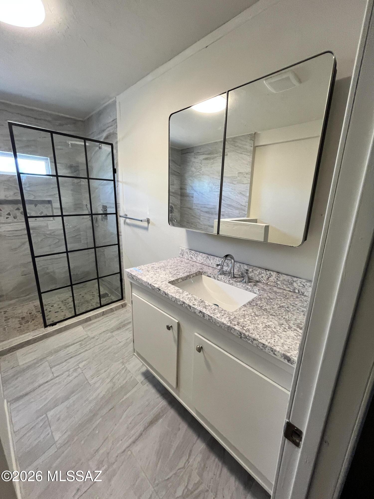 2220 East Grant Road, Unit B Tucson, AZ 85719 - Photo 7 of 11