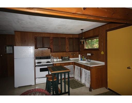 20 Roslyn Road Douglas, MA 01516 - Photo 8 of 20 Gallery Image 8