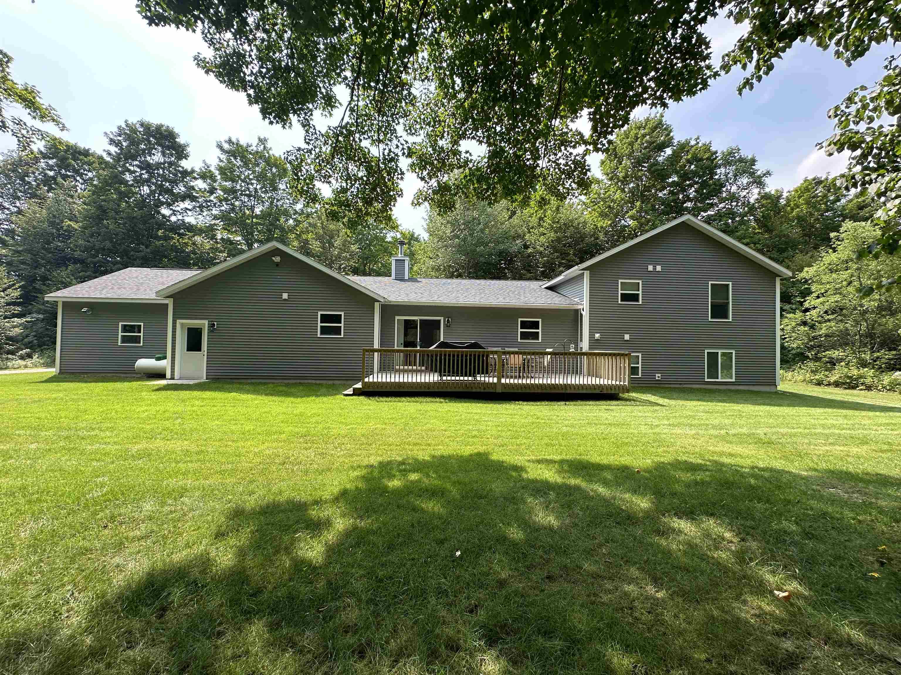 3341 North Reynolds Road Interlochen, MI 49643 - Photo 7 of 97 1925368-0590f75f-1a64-4c72-9f0b-bd1e2b3b3607.JPG