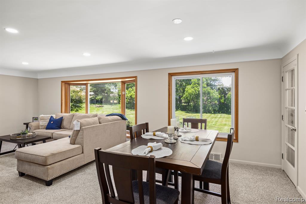 160 Montmorency Road Rochester Hills, MI 48307 - Photo 13 of 31