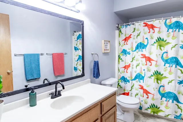 $475,000 | N5080 Hyland Circle, Monticello, WI 53570