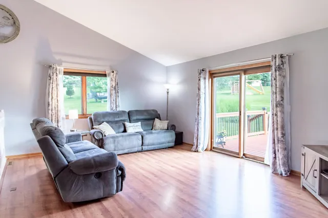 $475,000 | N5080 Hyland Circle, Monticello, WI 53570