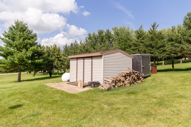 $475,000 | N5080 Hyland Circle, Monticello, WI 53570