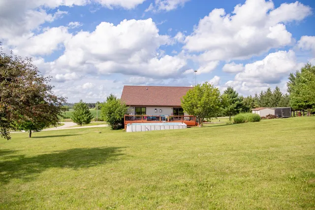 $475,000 | N5080 Hyland Circle, Monticello, WI 53570