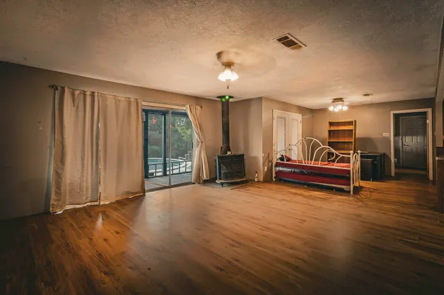 $125,000 | 1979 County Road 3000, Woodville, TX 75979