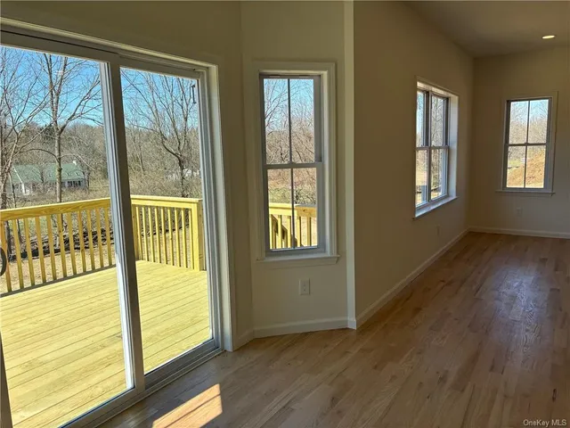 $865,000 | 4 Rosewood, New Windsor, NY 12553