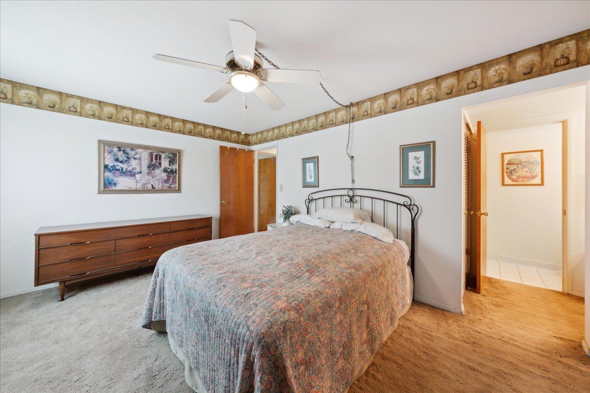 1321 South Finley Road, Unit 214 Lombard, IL 60148 - Photo 10 of 17 Gallery Image 10