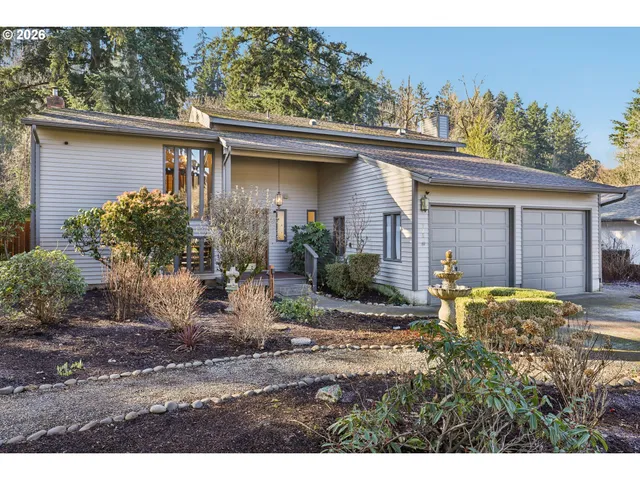 $874,000 | 928 Barger Street, Silverton, OR 97381