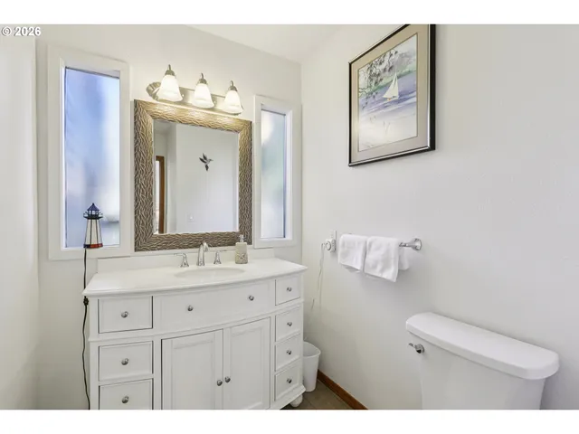 $874,000 | 928 Barger Street, Silverton, OR 97381