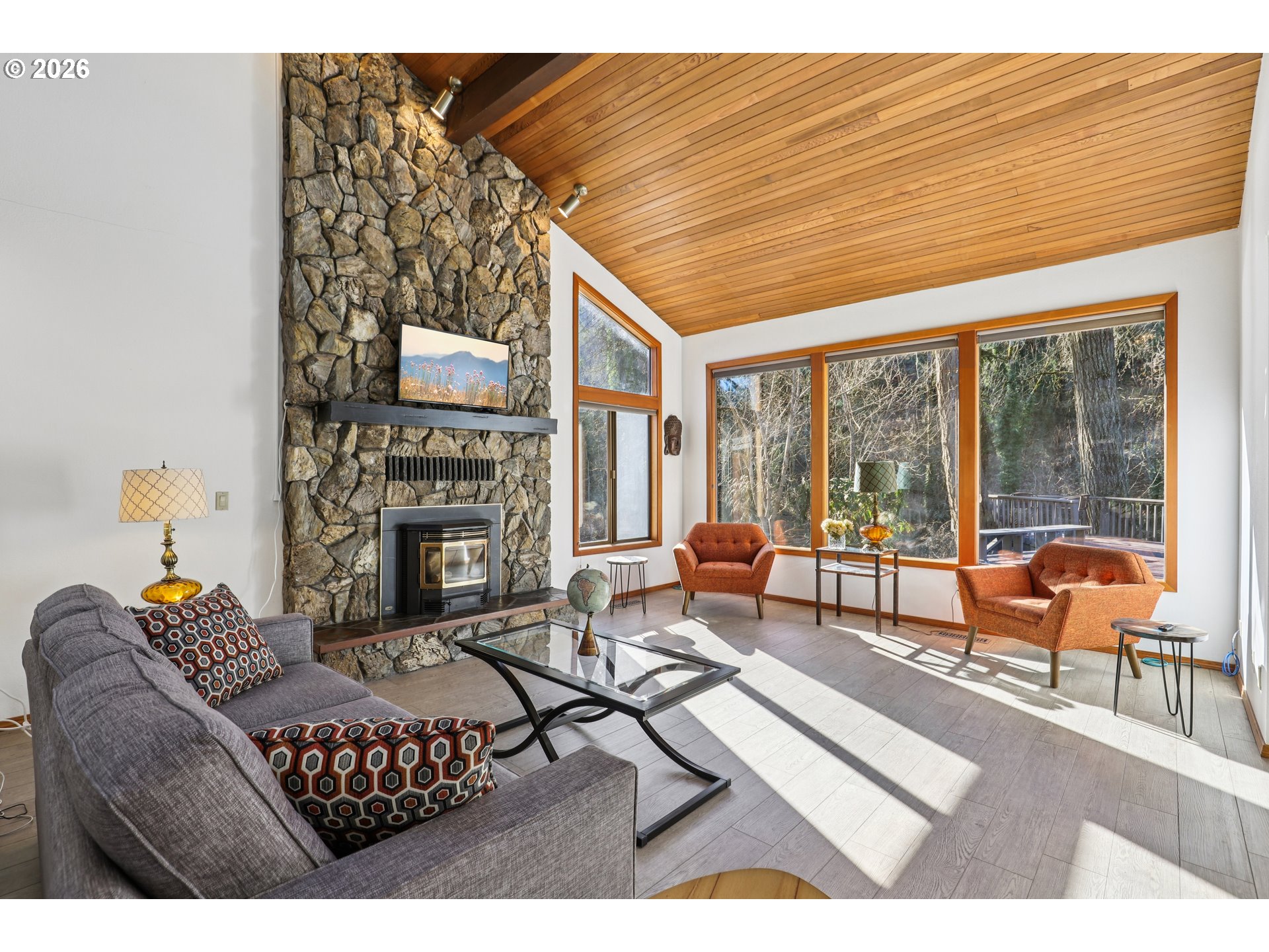 928 Barger Street Silverton, OR 97381 - Photo 4 of 46