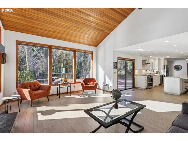 $874,000 | 928 Barger Street, Silverton, OR 97381