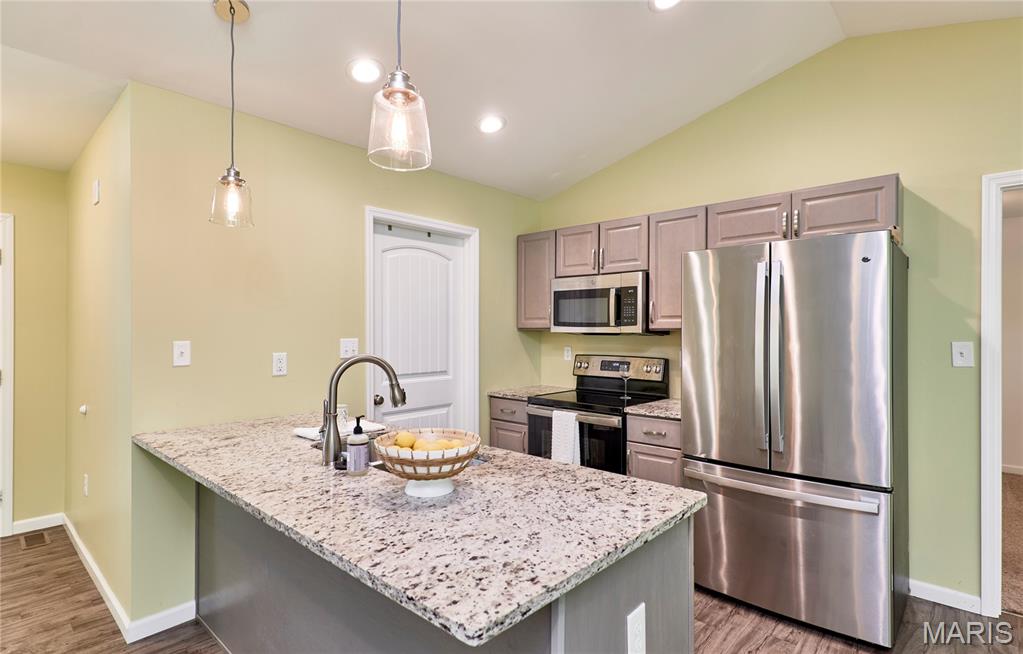 51 Schulze Drive Troy, MO 63379 - Photo 14 of 38