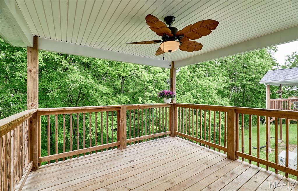 51 Schulze Drive Troy, MO 63379 - Photo 33 of 38