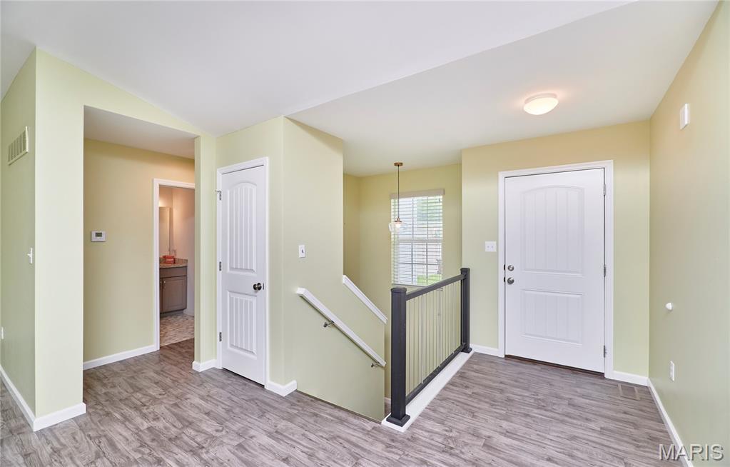 51 Schulze Drive Troy, MO 63379 - Photo 5 of 38