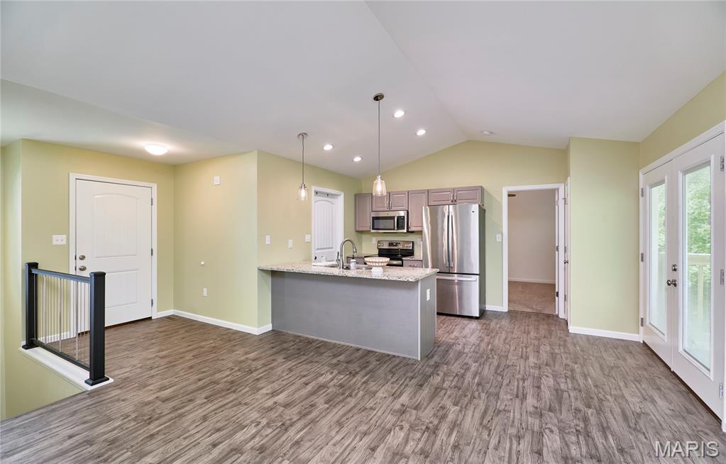 51 Schulze Drive Troy, MO 63379 - Photo 6 of 38