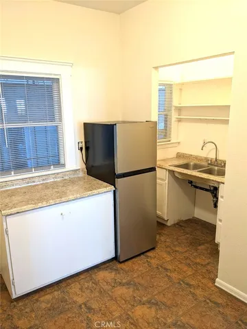 $1,650 | 234 West 4th Street, Unit B, Long Beach, CA 90802