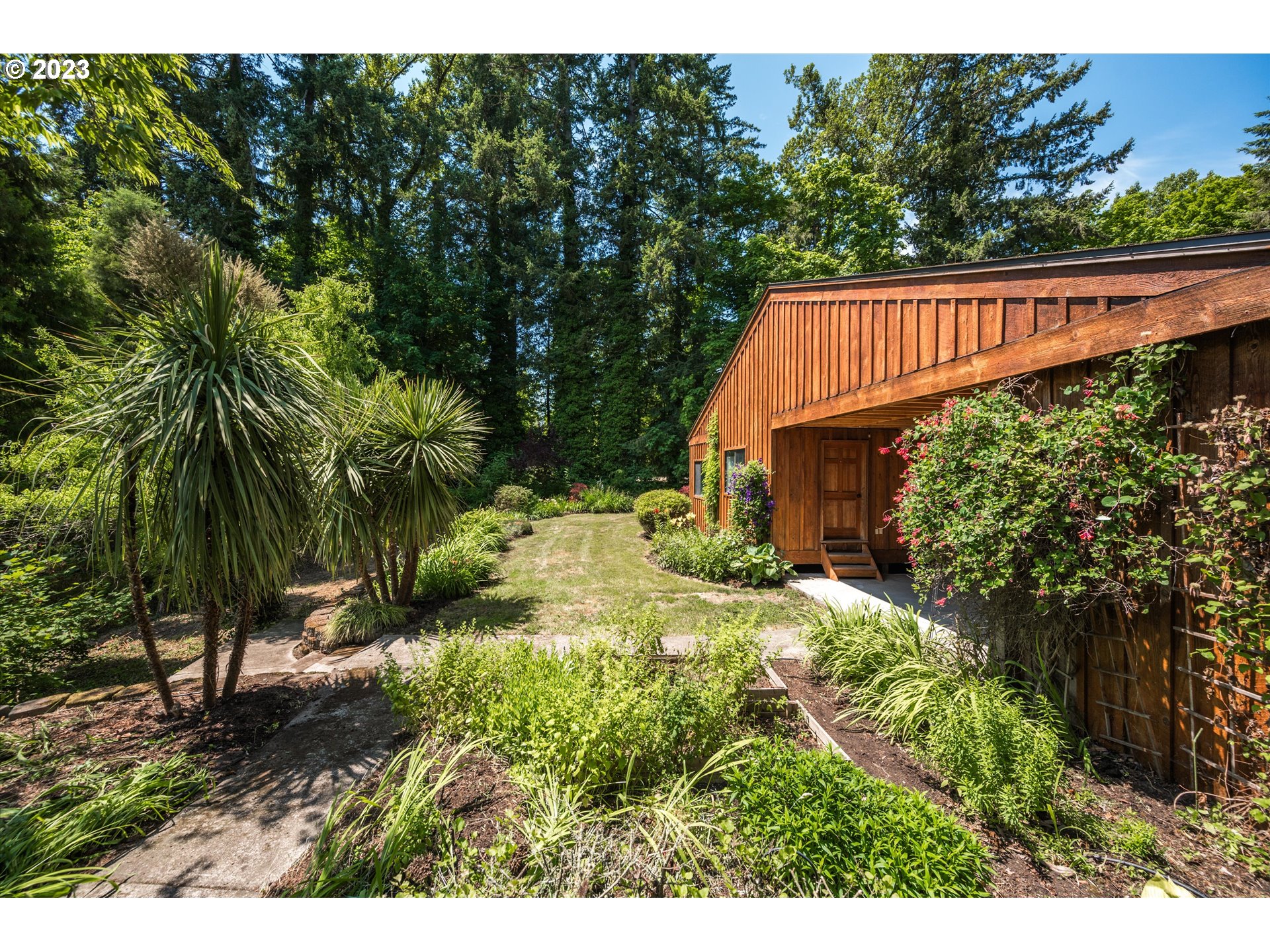 37300 Northeast Wilsonville Road Newberg, OR 97132 - Photo 7 of 28 Gallery Image 7