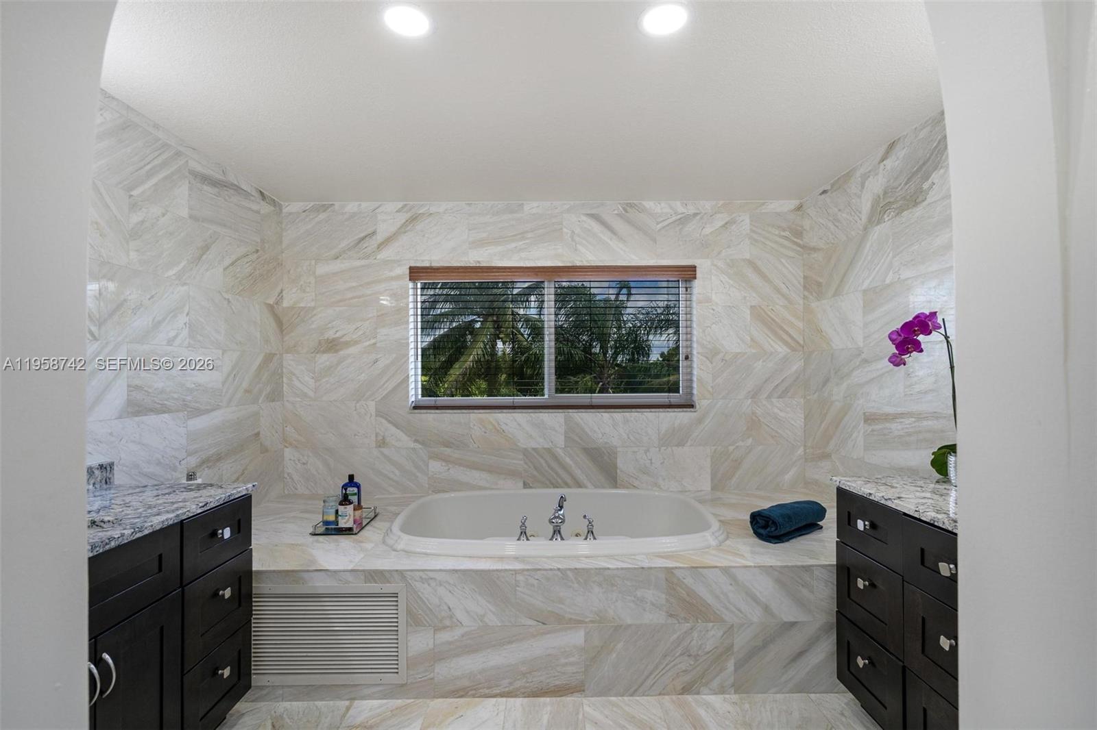 20520 Southwest 190th Street Miami, FL 33187 - Photo 20 of 39 Photo 22