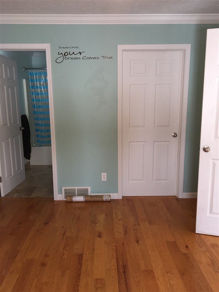8277 Kingsley Road Kingsley, MI 49649 - Photo 11 of 31 1813838-10.JPG