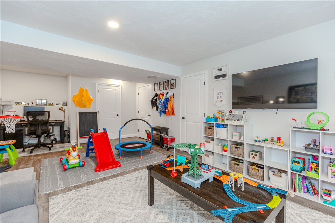 13 Carltons Trail Smithfield, RI 02917 - Photo 22 of 30