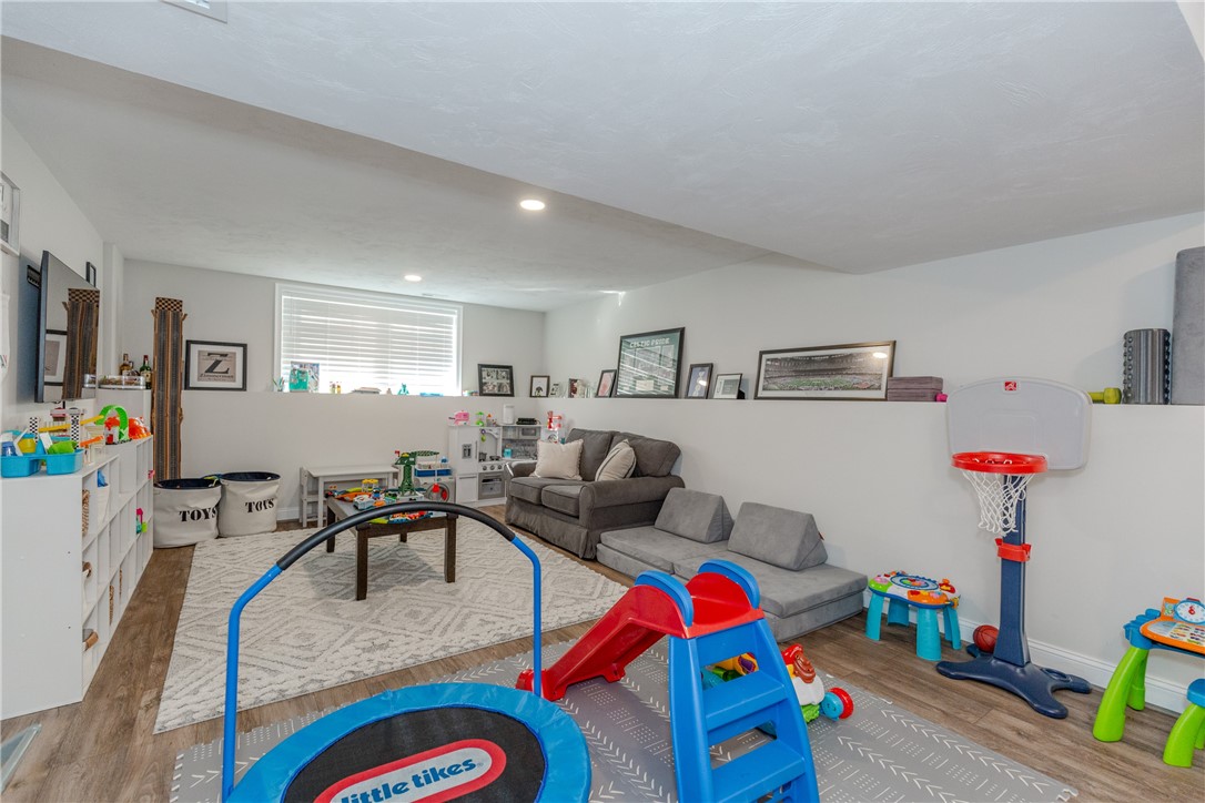 13 Carltons Trail Smithfield, RI 02917 - Photo 23 of 30