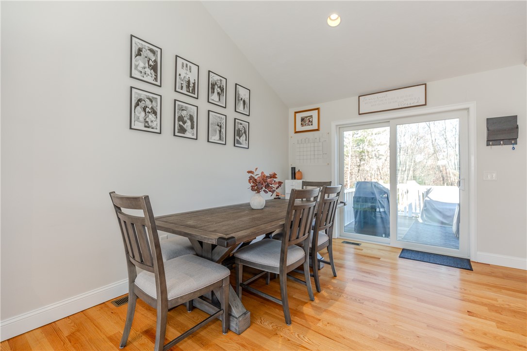 13 Carltons Trail Smithfield, RI 02917 - Photo 10 of 30