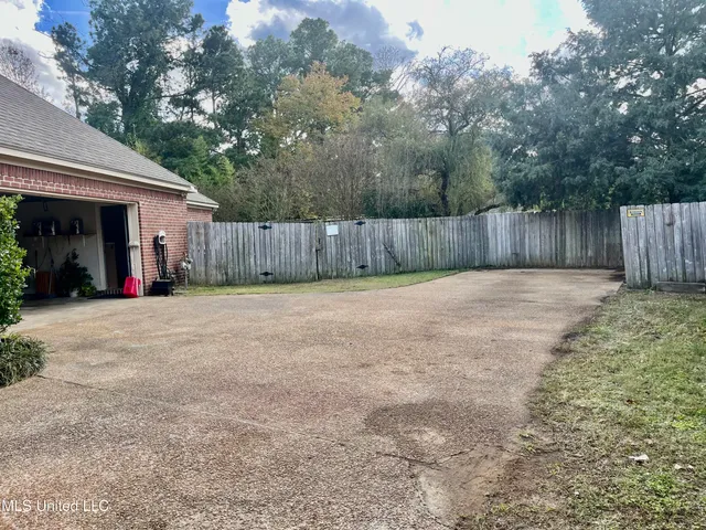 $255,000 | 204 Riverbirch Cove, Brandon, MS 39047