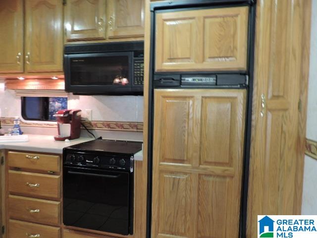 17 Harbour Point Drive Delta, AL 36258 - Photo 4 of 11