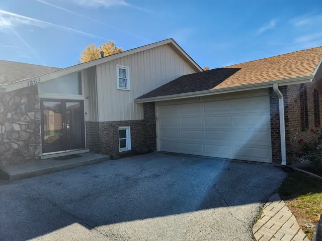 $287,500 | 1863 East 172nd Street, South Holland, IL 60473