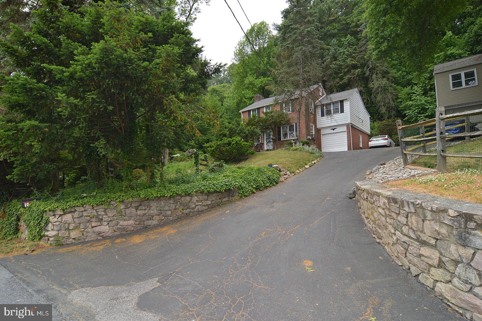 206 West Neversink Road Reading, PA 19606 - Photo 2 of 64 Gallery Image 2