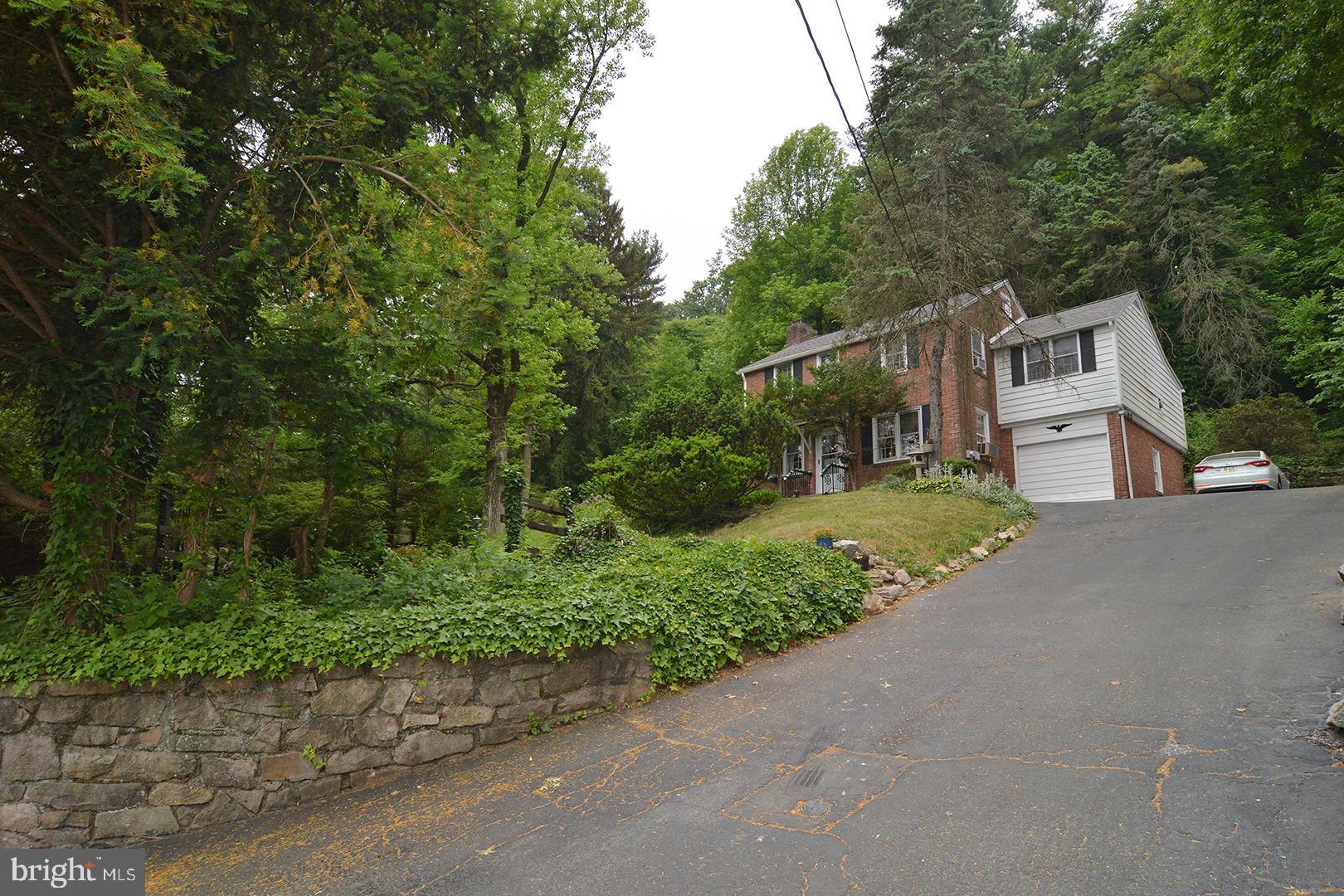 206 West Neversink Road Reading, PA 19606 - Photo 3 of 64 Gallery Image 3