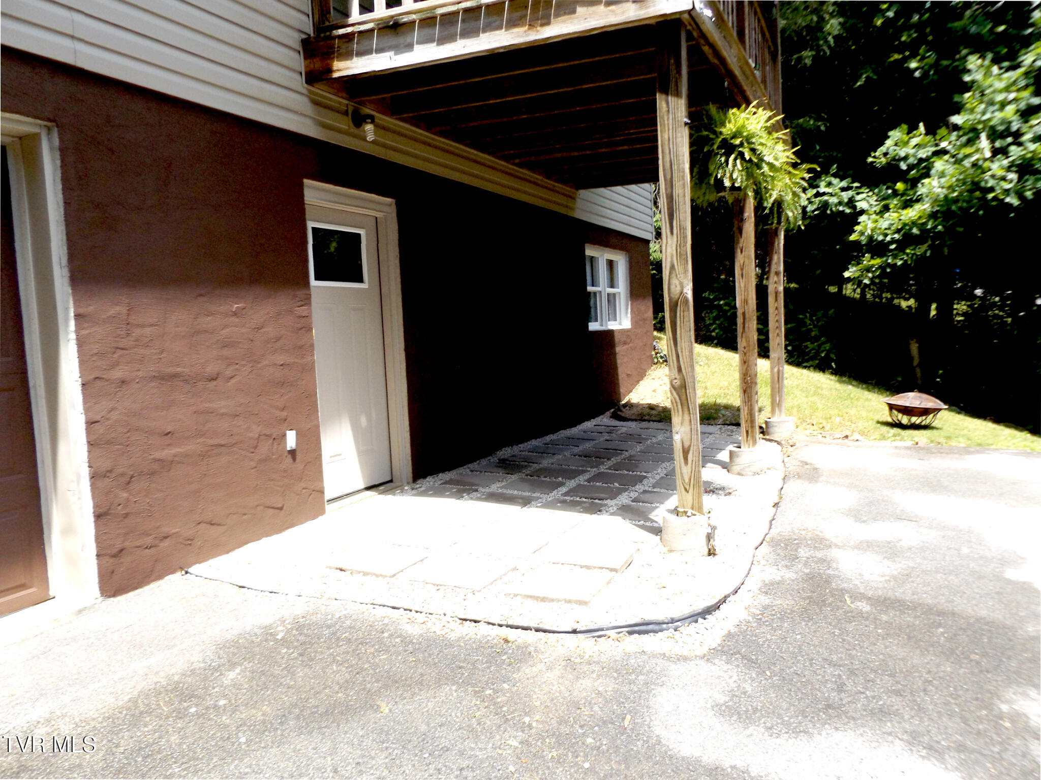 130 Timber Lane Hampton, TN 37658 - Photo 37 of 43 DSCF8267Front7