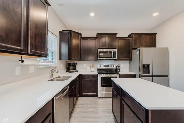 $362,500 | 5809 Terracotta Trace, McCordsville, IN 46055